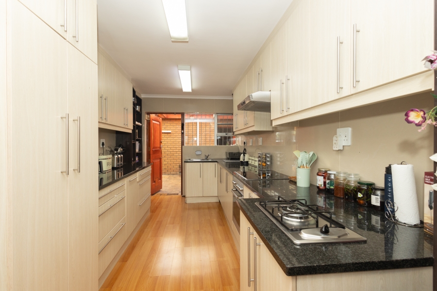 3 Bedroom Property for Sale in Table View Western Cape